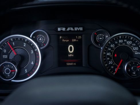 Used 2024 RAM 2500 Big Horn image 10