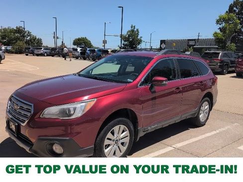 Used 2017 Subaru Outback 2.5i Premium AWD/4WD image 1