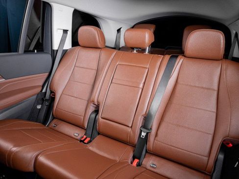 New 2026 Mercedes-Benz GLS 450 4MATIC image 27