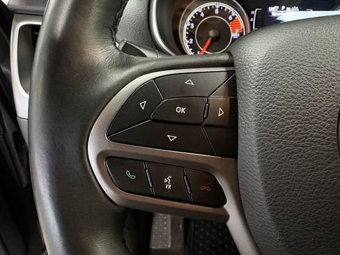 Used 2019 Jeep Cherokee Sport w/ Cold Weather Group image 18