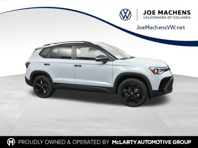 New 2025 Volkswagen Taos SE