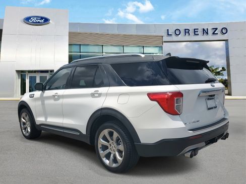 Used 2020 Ford Explorer Platinum w/ Premium Technology Package image 7