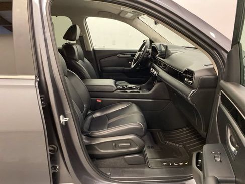 Certified 2025 Honda Pilot EX-L image 23