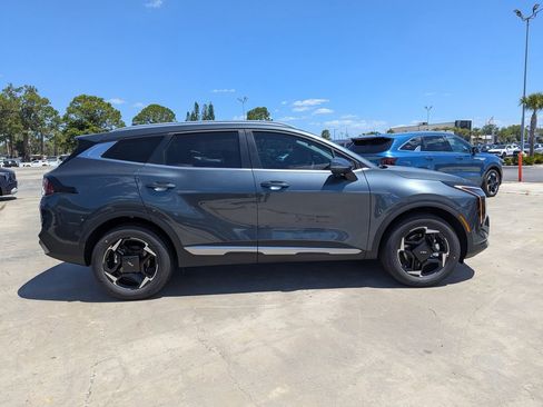 New 2026 Kia Sportage EX AWD/4WD image 9