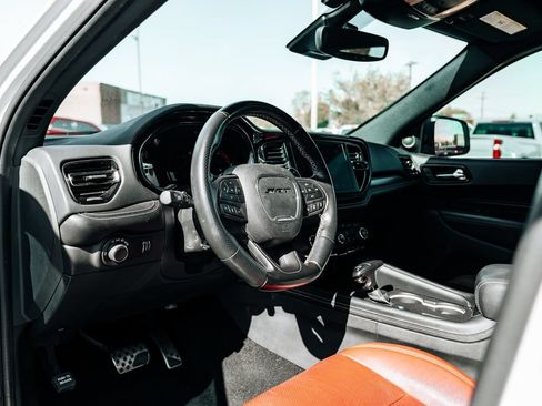 Used 2021 Dodge Durango SRT Hellcat w/ Technology Group AWD/4WD image 19