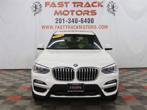 Used 2019 BMW X3 xDrive30i w/ Premium Package image 2
