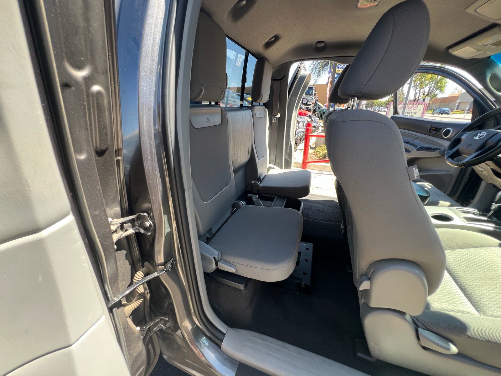 Used 2012 Toyota Tacoma PreRunner w/ SR5 Pkg RWD image 30