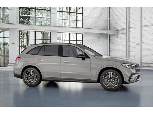 New 2026 Mercedes-Benz GLC 300 4MATIC image 14