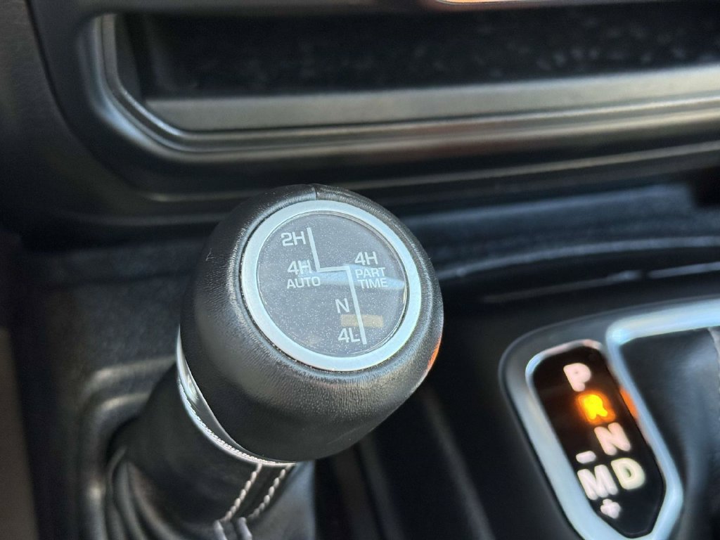 Used 2021 Jeep Wrangler Unlimited Sahara w/ Cold Weather Group AWD/4WD image 29