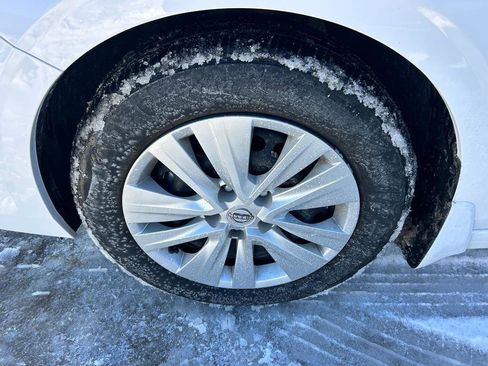 Certified 2025 Nissan Sentra S image 42