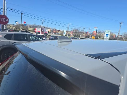 Used 2023 Honda CR-V EX-L image 24