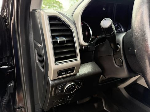 Used 2021 Ford F350 Lariat w/ Lariat Ultimate Package AWD/4WD image 29