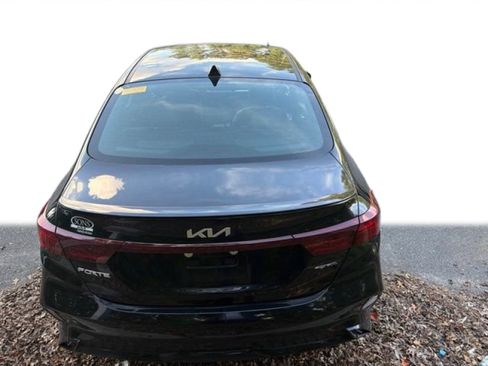 Used 2024 Kia Forte GT-Line w/ GT-Line Premium Package FWD image 11