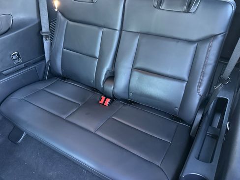 New 2026 Ford Explorer ST-Line w/ ST-Line Street Pack image 15