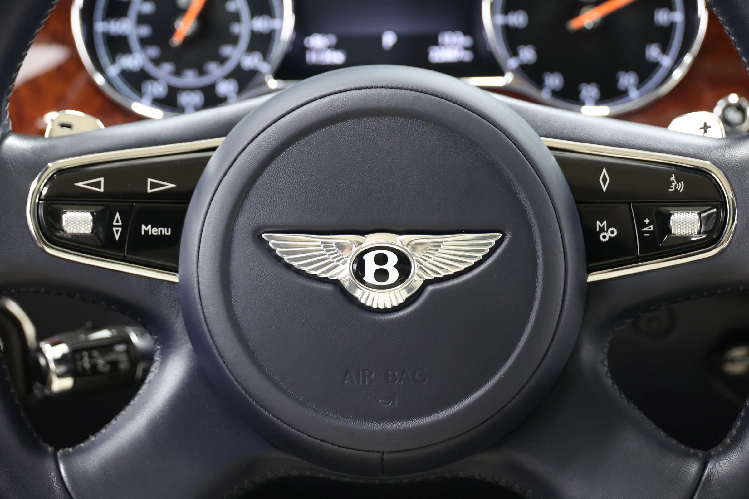 Used 2017 Bentley Mulsanne RWD image 34