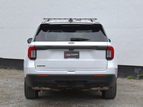 Used 2025 Ford Explorer 4WD Police Interceptor image 8