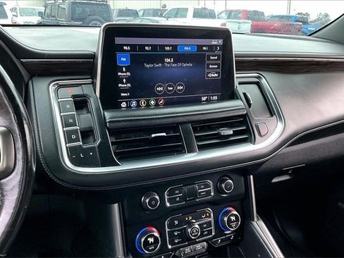 Used 2021 Chevrolet Tahoe Z71 w/ Luxury Package image 9