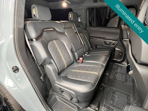 Used 2024 Rivian R1S Adventure AWD/4WD image 14