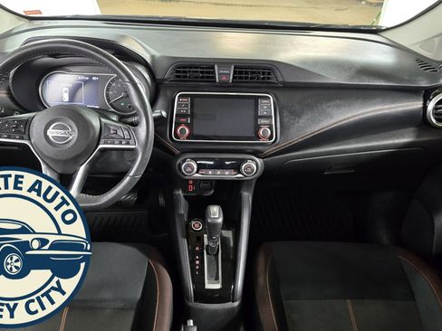Used 2020 Nissan Versa SR image 22