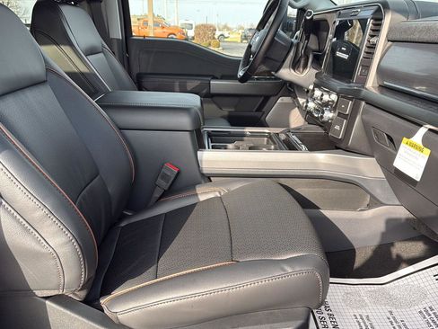 New 2026 Ford F250 Lariat w/ Chrome Package image 19