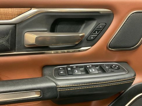 Used 2019 RAM 1500 Limited AWD/4WD image 12