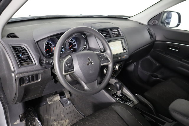 Used 2024 Mitsubishi Outlander Sport ES AWD/4WD image 20