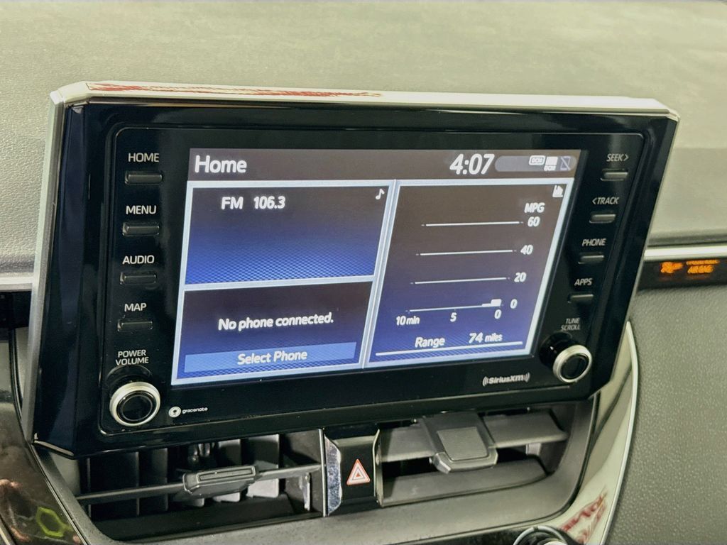 Used 2022 Toyota Corolla LE FWD image 6