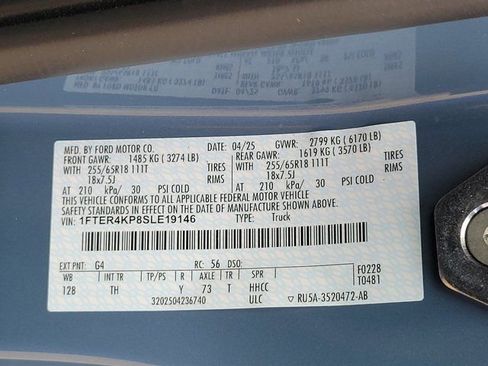 New 2025 Ford Ranger Lariat w/ FX4 Off-Road Package image 13