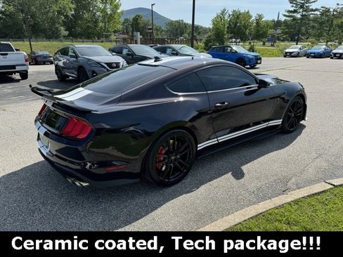 Used 2022 Ford Mustang Shelby GT500 w/ Technology Package image 17