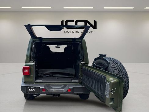 Used 2023 Jeep Wrangler Unlimited Sahara w/ LED Lighting Group AWD/4WD image 20