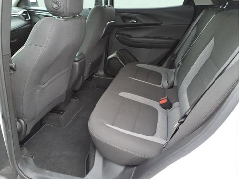 Used 2024 Chevrolet TrailBlazer LT FWD image 17