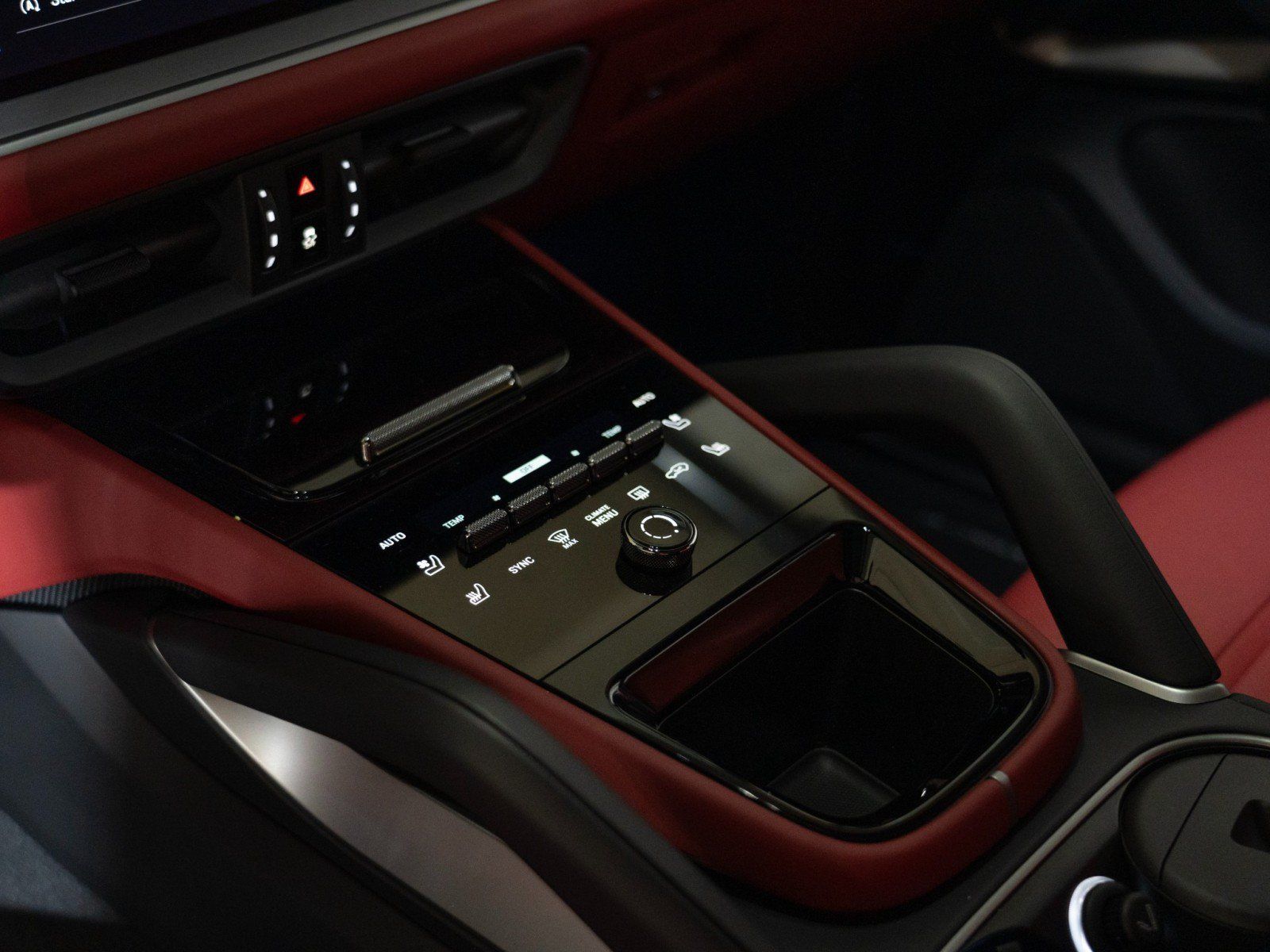 Certified 2026 Porsche Cayenne GTS AWD/4WD image 20