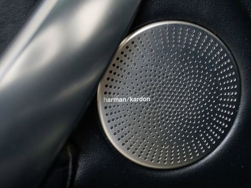 Used 2023 Kia Stinger GT2 image 10