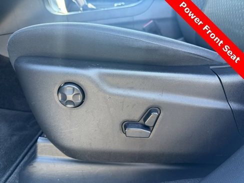 Used 2018 Jeep Grand Cherokee Laredo image 35