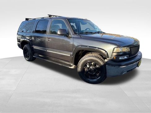 Used 2006 Chevrolet Suburban LT w/ Preferred Equipment Group image 1