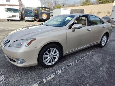 Used 2011 Lexus ES 350 image 1