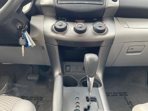 Used 2012 Toyota RAV4 4WD image 16