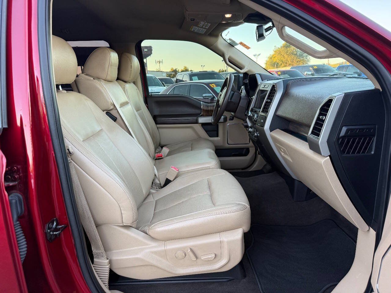 Used 2019 Ford F150 Lariat AWD/4WD image 14