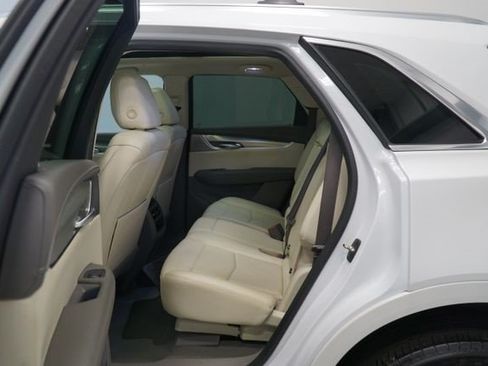Certified 2023 Cadillac XT5 Premium Luxury AWD/4WD image 19