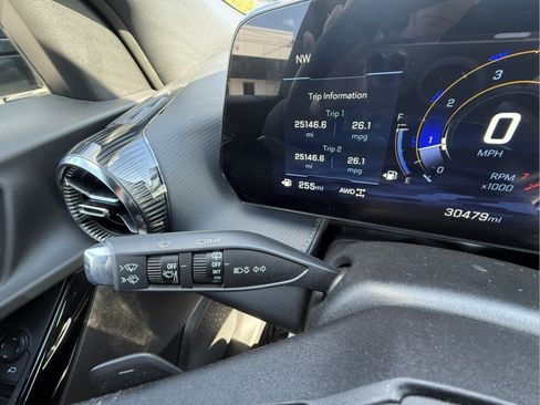 Used 2025 Chevrolet Equinox LT AWD/4WD image 19
