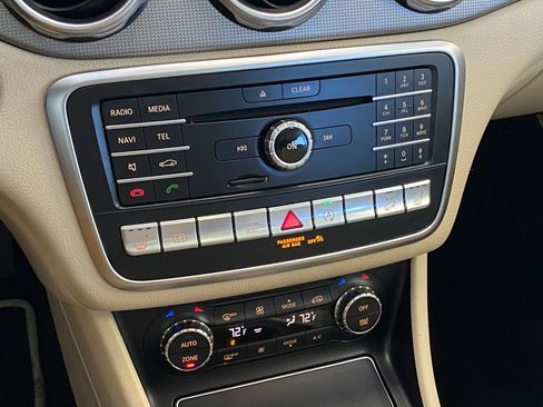 Used 2018 Mercedes-Benz GLA 250 4MATIC image 28