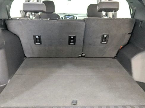 Used 2019 Chevrolet Equinox LS w/ LS Convenience Package FWD image 23
