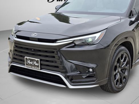 Certified 2024 Lexus TX 500h AWD w/ Technology Package image 30