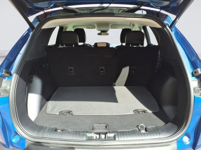 Used 2022 Ford Escape Titanium FWD image 8