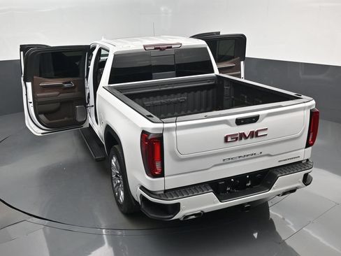 Used 2024 GMC Sierra 1500 Denali w/ Denali Reserve Package AWD/4WD image 30