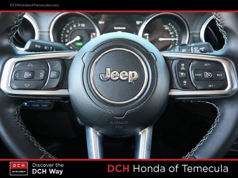 Used 2021 Jeep Wrangler Unlimited Sahara w/ Safety Group image 9