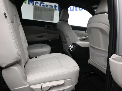 Used 2025 Kia Sorento SX Prestige AWD/4WD image 10
