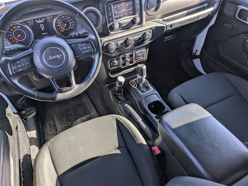 Used 2018 Jeep Wrangler Unlimited Sport S image 18