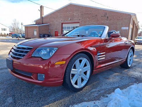 Used 2005 Chrysler Crossfire Limited image 3