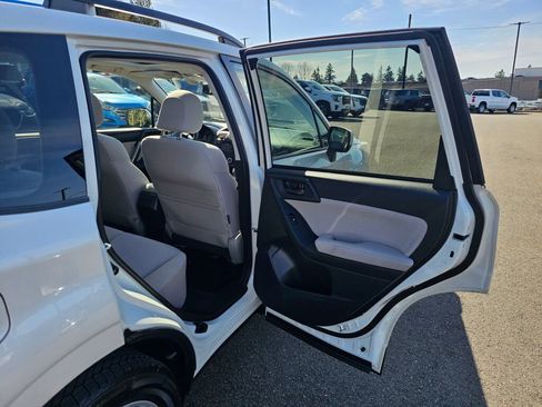 Used 2015 Subaru Forester 2.5i Premium image 27